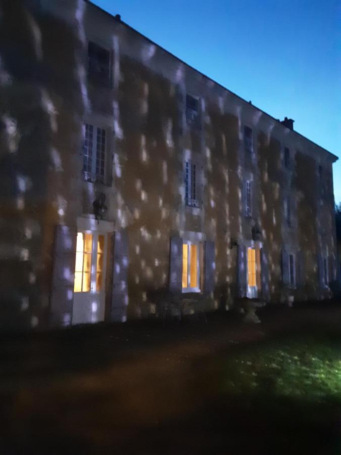 Chateau De La Touche Proche Poitiers Hotel Savigny-Lévescault Exterior foto